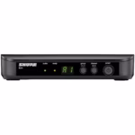 Shure BLX24 / PG58 Handheld Wireless System M17