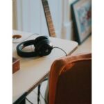 Adam Audio H200 Dynamic Closed-Back Studio Headphones - Image 8