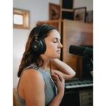 Adam Audio H200 Dynamic Closed-Back Studio Headphones - Image 5